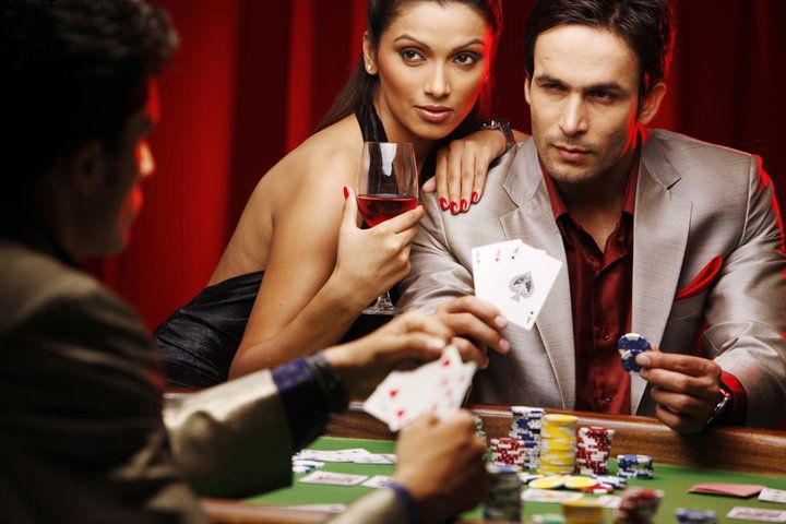 Antarmuka Texas Poker di princes88 dengan tampilan meja permainan yang jelas dan informasi pemain
